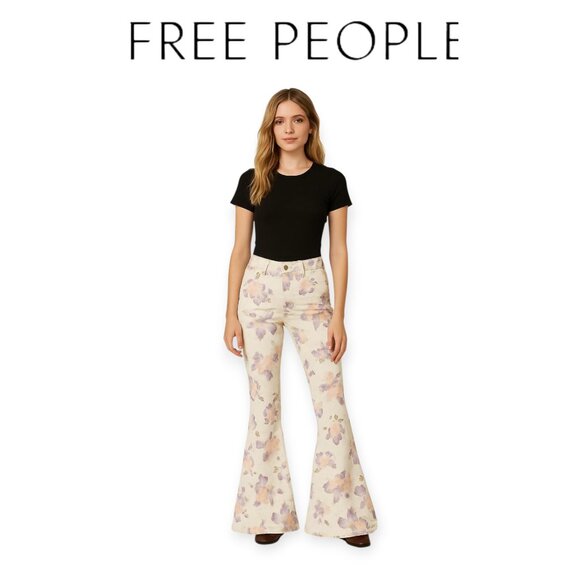 Free People Cream Lavender Floral Bohemian Flare Jeans Size 28 Phoebe Buffay - Picture 1 of 14